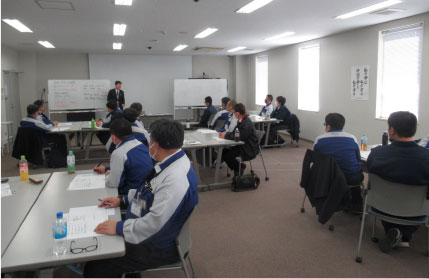 リーダー研修を実施しました