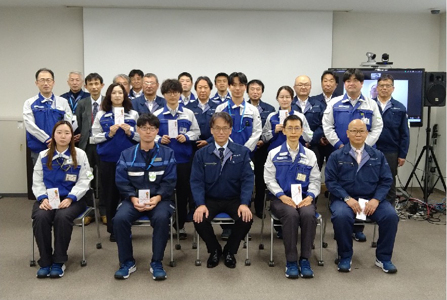 2025年度　資格取得報奨金の贈呈